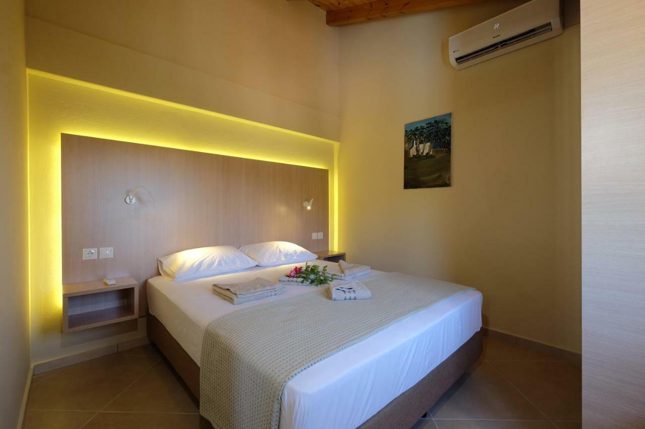 Chania Village - Charoupia & Daphne Villas - Private Pools Afrata Екстер'єр фото